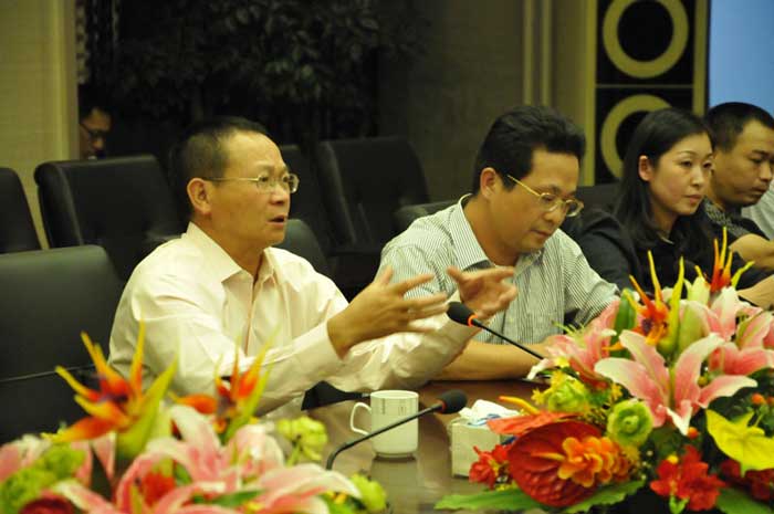 省科技廳領(lǐng)導(dǎo)一行蒞臨揭陽(yáng)金屬企業(yè)聯(lián)合會(huì)調(diào)研