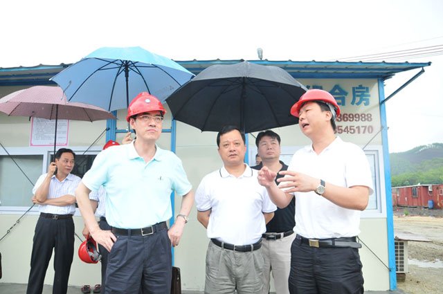 省黨代表團(tuán)一行現(xiàn)場調(diào)研中德金屬生態(tài)城